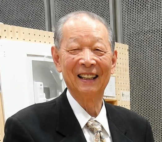 西室久一様